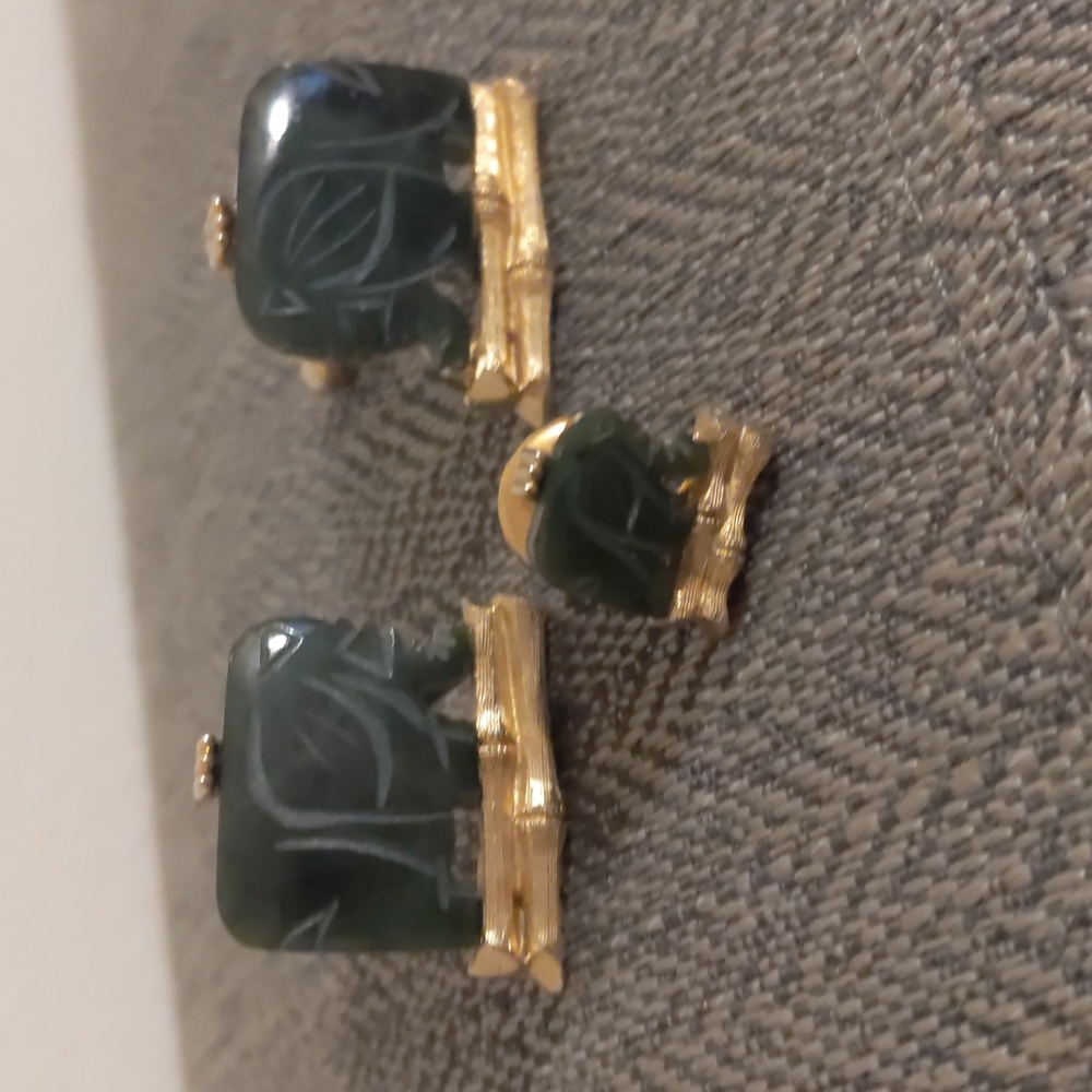 Beautiful Vintage 50s Carved Jade Elephant Cufflinks Tie Tac Good Luck Set!